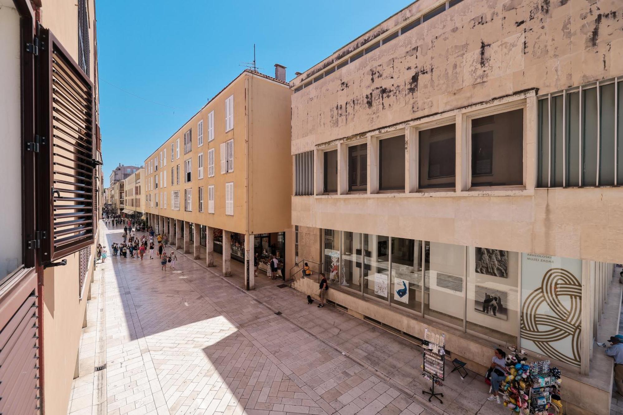 Apartament Downtown *